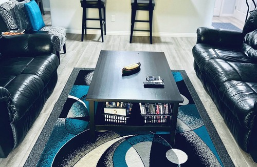 Radium Hot Springs Condo | Spacious/Quiet 2bdrm, 2 bath with Mountain Views/Pool/Hot Tub/7night Disc!