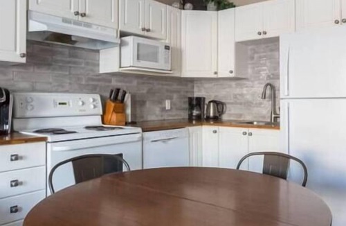 Fernie Condo | Spacious Townhouse/Loft Access/Mountain Views