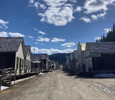 Barkerville Hotel | St. George Hotel