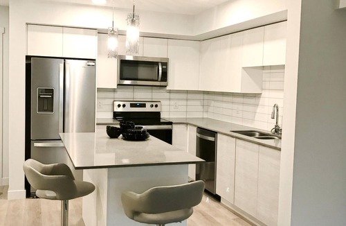 Regional District of Nanaimo Condo | Stay by the Lake Nanaimo