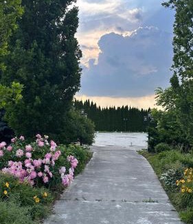 St. Mary's Hotel | Stone Willow Inn