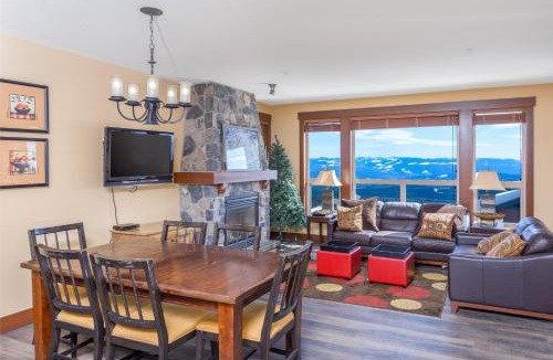 Beaverdell Apartment | Stonegate Resort Unit C105