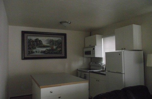 Whitehorse Hotel | Stratford Motel