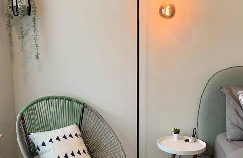 Dartmouth Apartment | Studio, Urban Nest by Sweet Digs