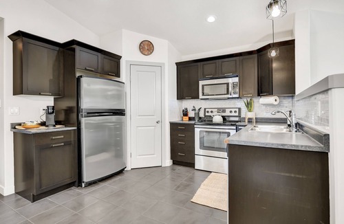 Grande Prairie House | Stunning 3 bed/2 bath in GP!