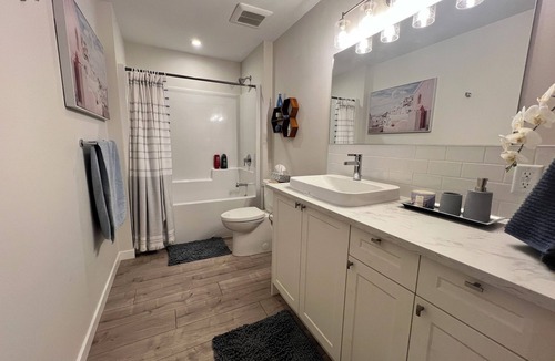 Central Okanagan House | Stunning 3 Bedroom House
