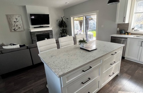 Langford House | Stunning and Elegant Newer Home!