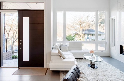Burnaby House | Stunning Contemporary Home with Beautiful Ocean and Mountain Views!