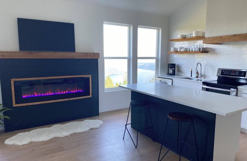 Malahat House | Stunning view above the Malahat