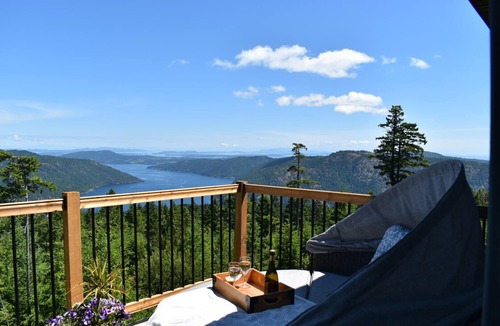 Malahat House | Stunning view above the Malahat