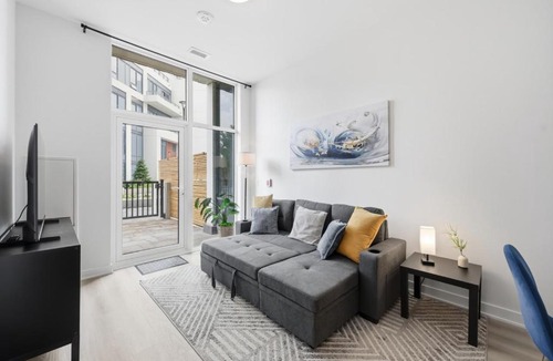 Kitchener Apartment | Stylish 2BR in Station Park. Private Patio. Spa, Gym and Bowling