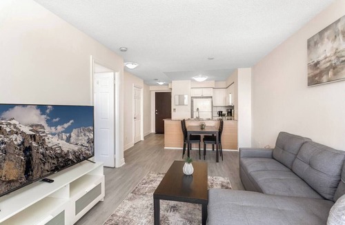 Downtown Mississauga Apartment | Stylish 2BR Retreat Steps to SQ1 | Prime Location