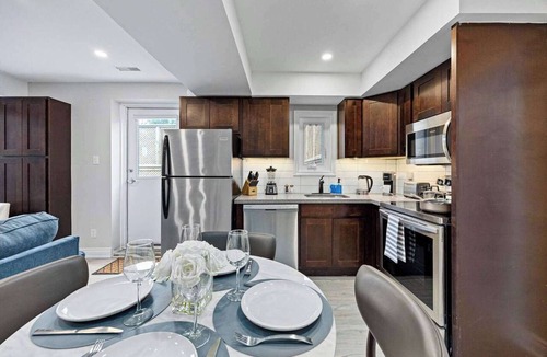 Bracondale Hill Hotel | Stylish Modern Family Suite with Patio