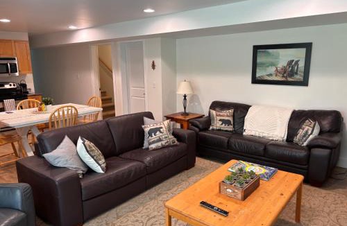 Sumas Prairie Apartment | Sumas Mountain basement suite