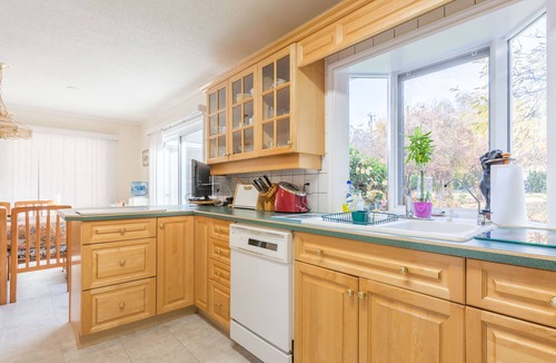 Vernon House | Summer Paradise III - Vernon Lakeshore Home on Huge Lot