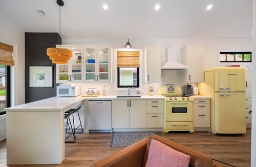 Crystal Beach Cottage | Summer Wind