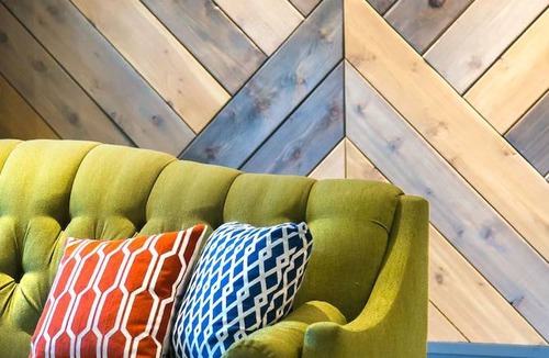 Village North Hotel | Summit Lodge Boutique Hotel