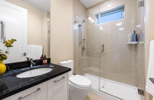 Richmond Apartment | Sunnywood Garden