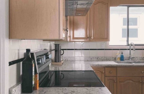 Hastings House | Sunrise Home: Spacious 3BR Near Downtown Vancouver