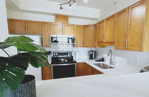 North End House | Sunset Oasis Kelowna