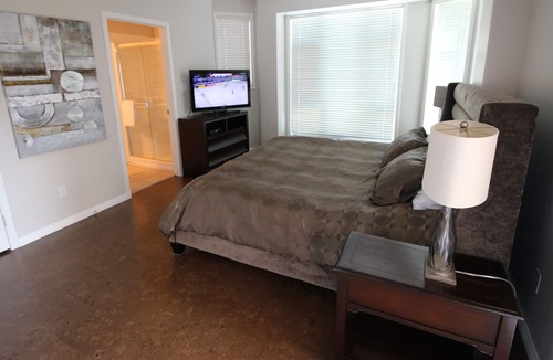 North End Condo | Sunset Waterfront Resort 1602- 4Bed-3Bth- 1386281-- 90 Day Min --