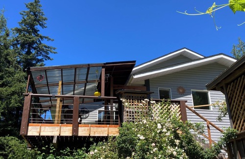 Sunshine Coast House | Sunshine Acre Falls,a charming 2 bedroom home near welcoming Madeira Park.