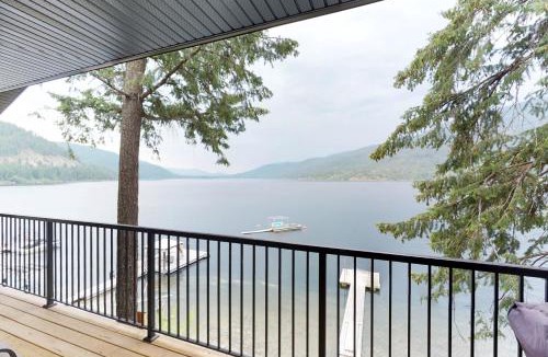 Christina Lake House | Sunshine Beach