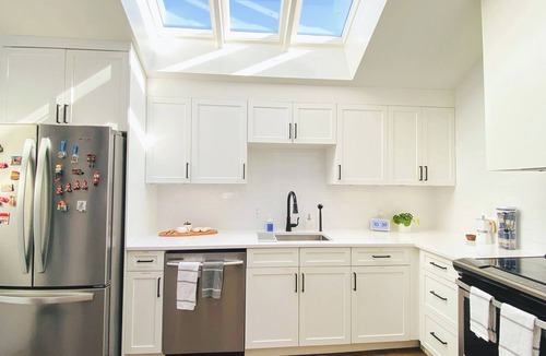 Kincardine Cottage | Sunshine Beach House - 3min to Beach - Good Times Guaranteed