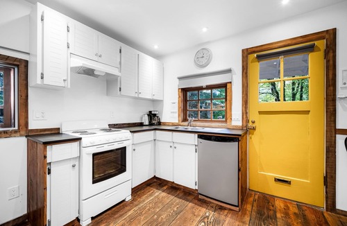 Brackendale Cabin | Sunwolf