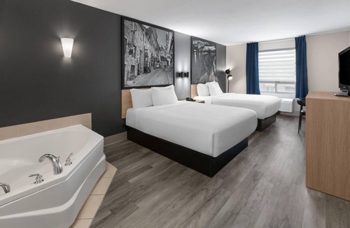 Ste. Foy Hotel | Super 8 by Wyndham Quebec City