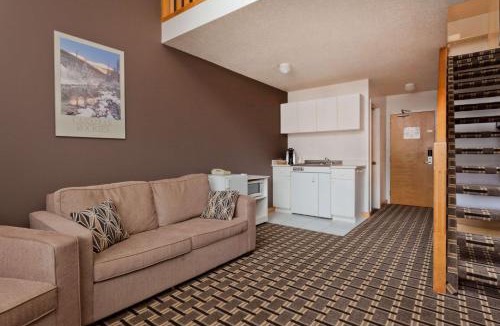Valemount Hotel | Super 8 by Wyndham Valemount