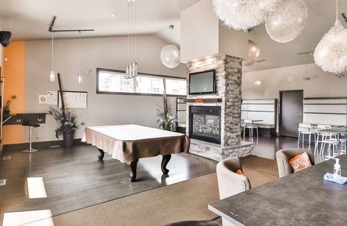 Laval House | Super Clean Condo in Laval :)