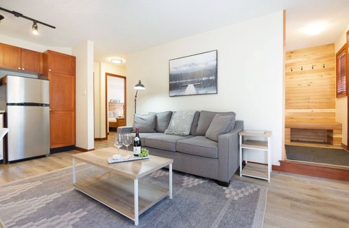 Village North Villa | Superb 2Br/2Ba Townhouse: AC, Private HT, Pool