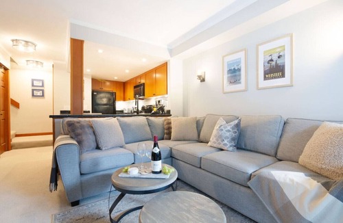 Village North Villa | Superb Village 2Br/2Ba Private HotTub, FreeParking