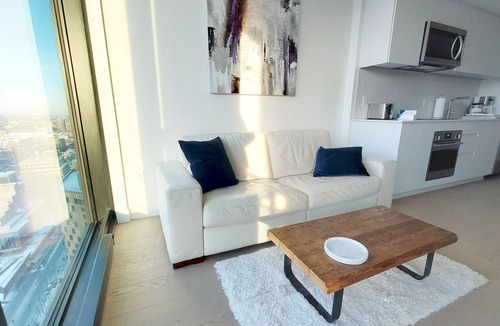 Quartier des Spectacles Apartment | Superbe Condo Neuf 100% Meublé et Équipé au Coeur du Quartier des Spectacles