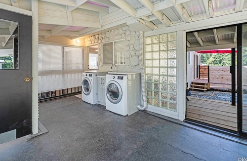 Mission House | Swan Place - Cheerful 3-bedroom home in Mission