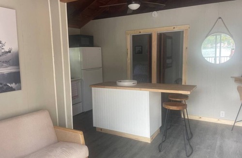 Nairn Centre Cabin | Sweet little cabin with a view
