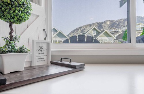Osoyoos House | Syrah Cottage on Osoyoos Lake #130