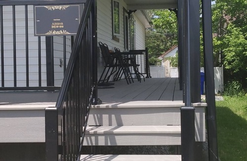 Downtown Gatineau House | t Attractive house perfectly located at crossing river, 10 min to Ottawa!