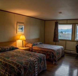 Destruction Bay Hotel | Talbot Arm Motel