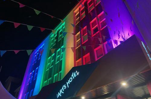 Queens Square Hotel | The Arts Hotel