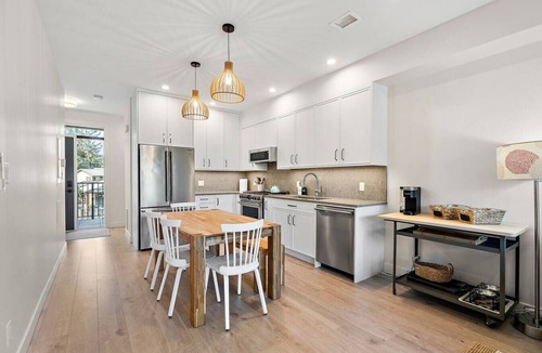 Black Creek Apartment | The Beach House at Saratoga: Oceanfront Escape