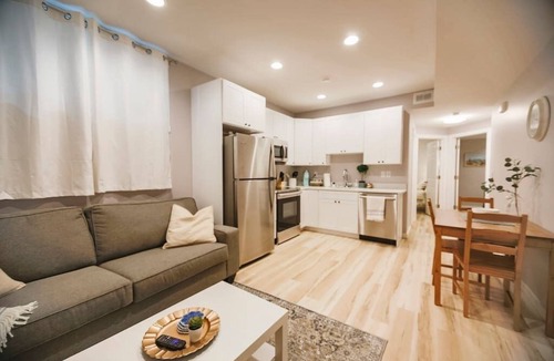 Saskatoon Apartment | The Bentley - **Close to Downtown and River!!**❤️