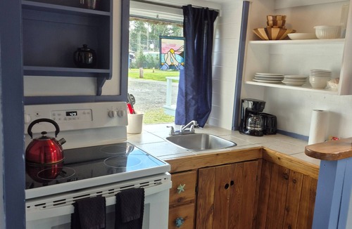 Black Creek House | The Boathouse-Beachfront