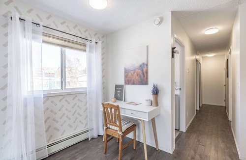 Yellowknife Apartment | THE CANARY NOOK - Your Perfect Northern Getaway