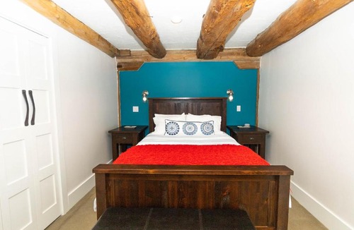 Wellington House | The Cellar @ Salisbury Barn