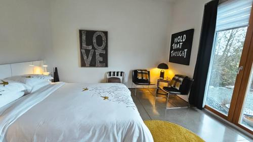 Duncan Apartment | The Cube Cow Bay Suite