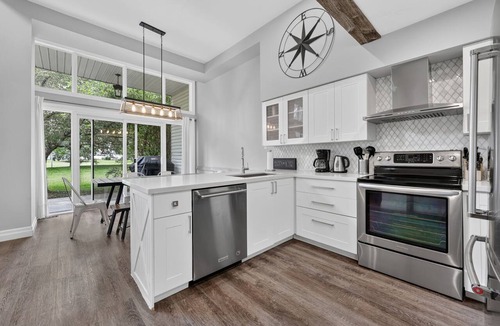 Collingwood Villa | The Family Escape Townhome