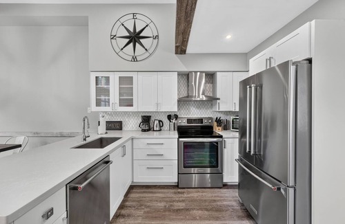 Collingwood Villa | The Family Escape Townhome