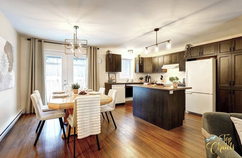 St-Adolphe-d'Howard House | The Freedom, SPA, accessible